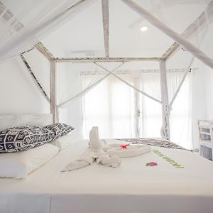Zimmer mit Kingsize-Bett